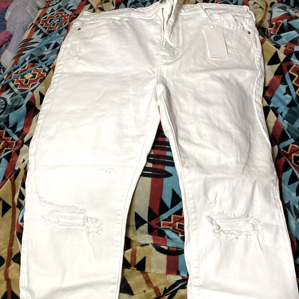 High Rise Distressed Ankle Skinny Cello Jeans!